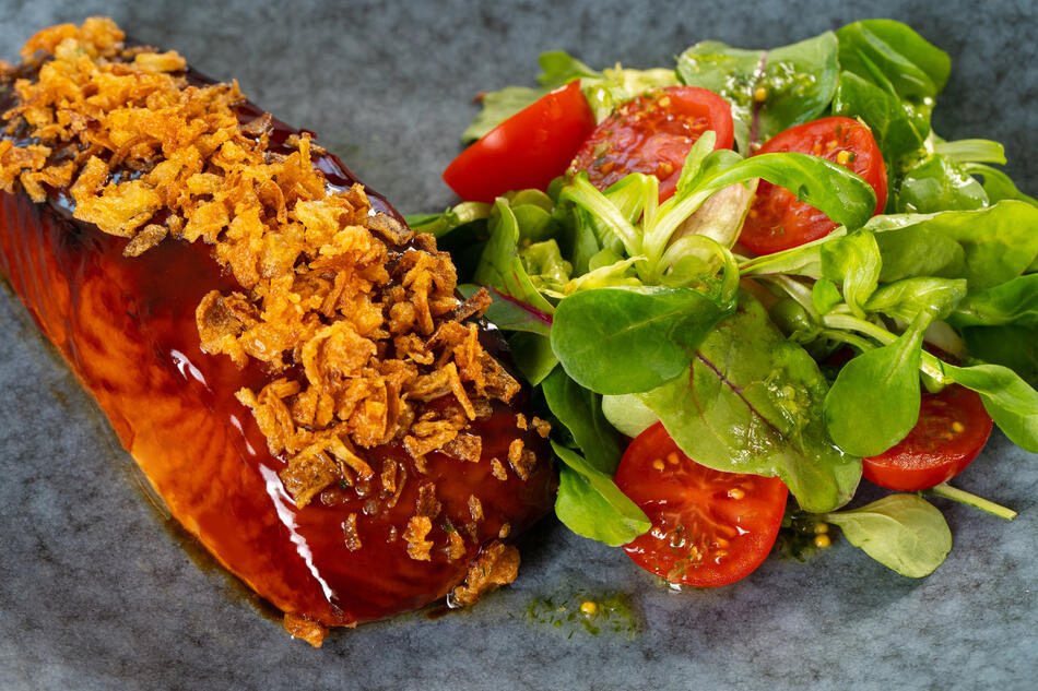 2d142d4b6043979890d4f39997f29180 Стейк из лосося — изображение 1