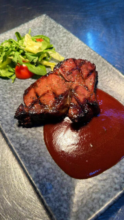 Антрекот в винном соусе